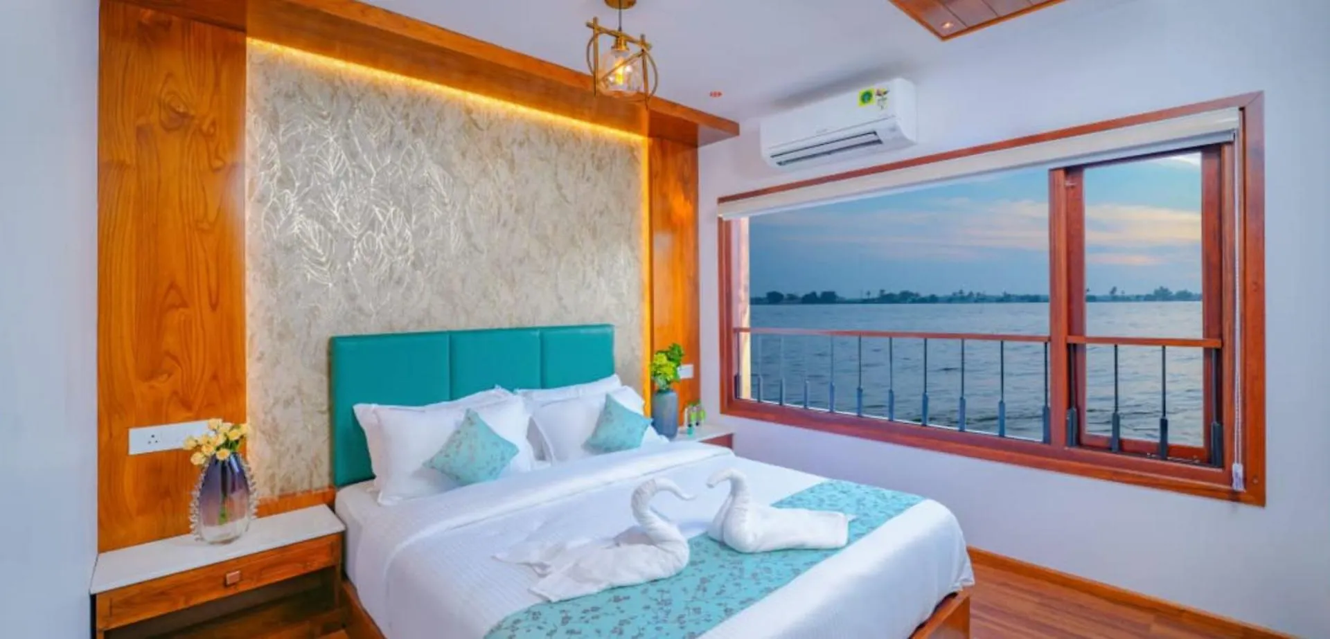 Hotel na wodzie Hotel Double Decker Boathouse Alappuzha