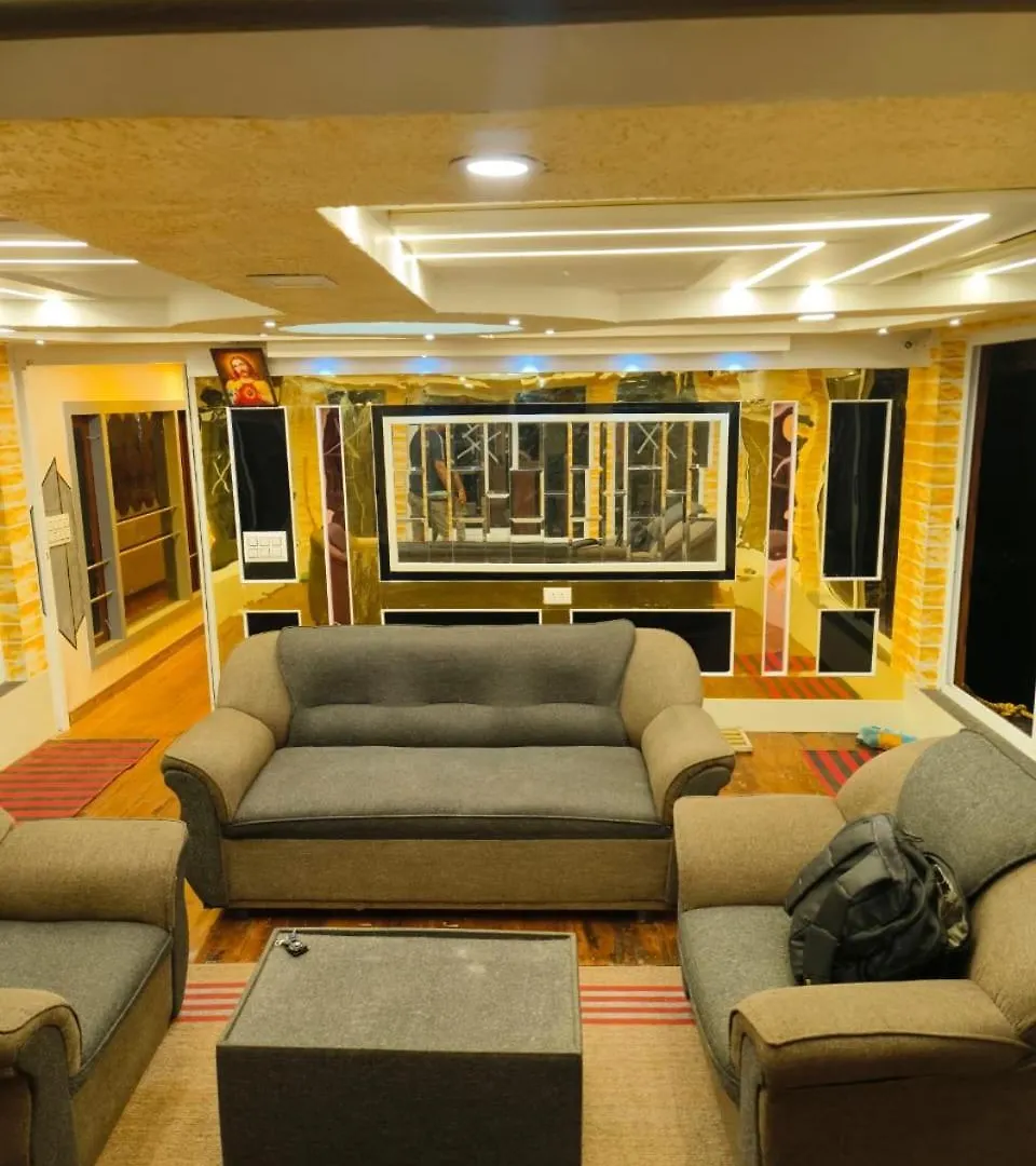 Hotel en barco Hotel Double Decker Boathouse Alappuzha