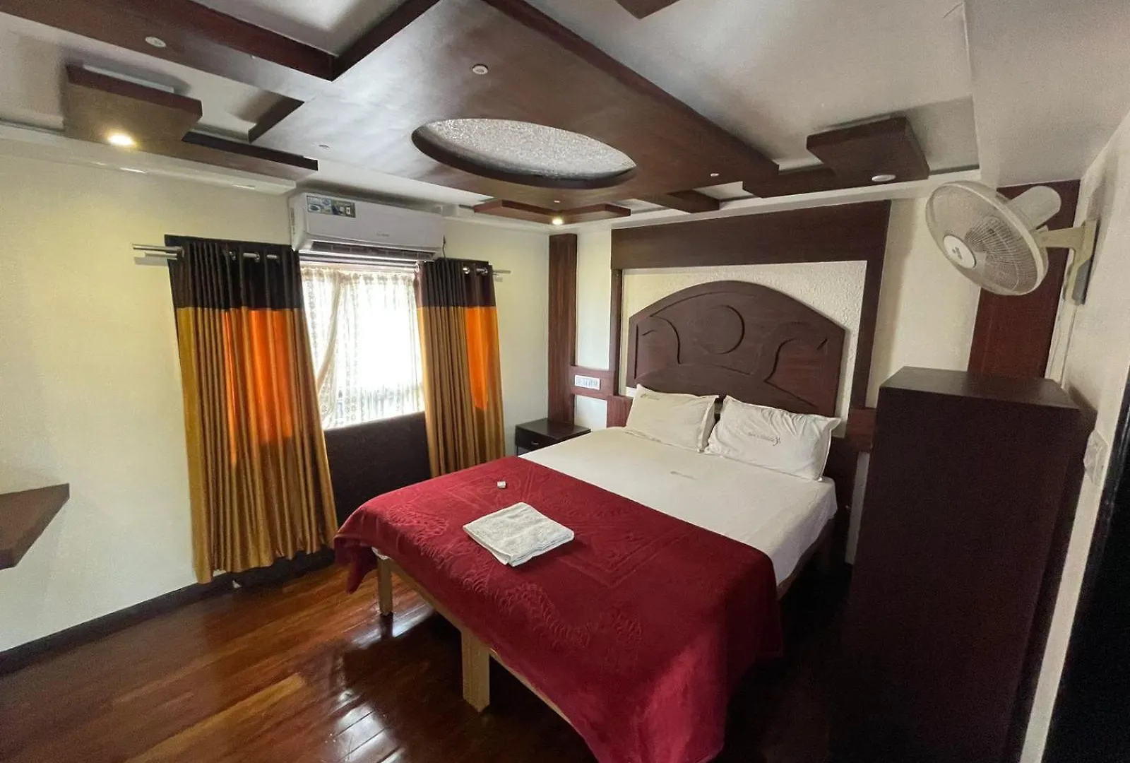 Hotel en barco Hotel Double Decker Boathouse Alappuzha
